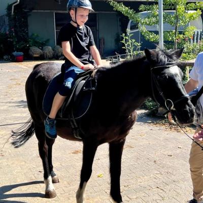 844b99bd 831b 4ca5 A3b8 6d4e8b500850